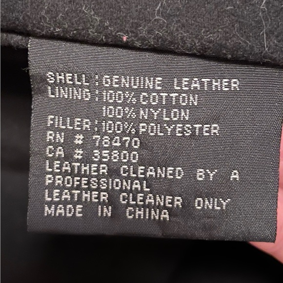 Kenneth Cole leather coat  Size medium. Perfect condition. - Picture 5 of 5